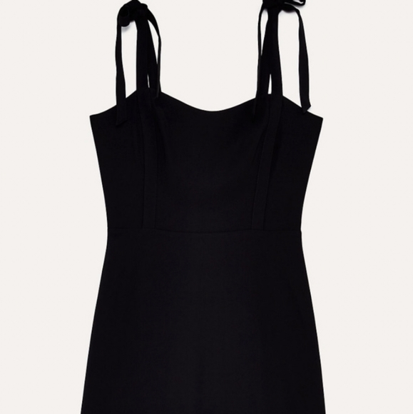 Sunday Best Weller Dress - Picture 8 of 9